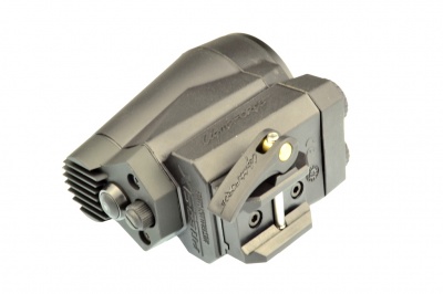 Фонарь подствольный  Lightforce PRED9X-red (дальность до 140мм) выносная кнопка, зарядное устройство, крепежный элемент — интернет-магазин «Комбат»
