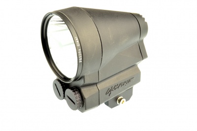 Фонарь подствольный  Lightforce PRED9X-green (дальность до 140мм) выносная кнопка, зарядное устройство, крепежный элемент — интернет-магазин «Комбат»