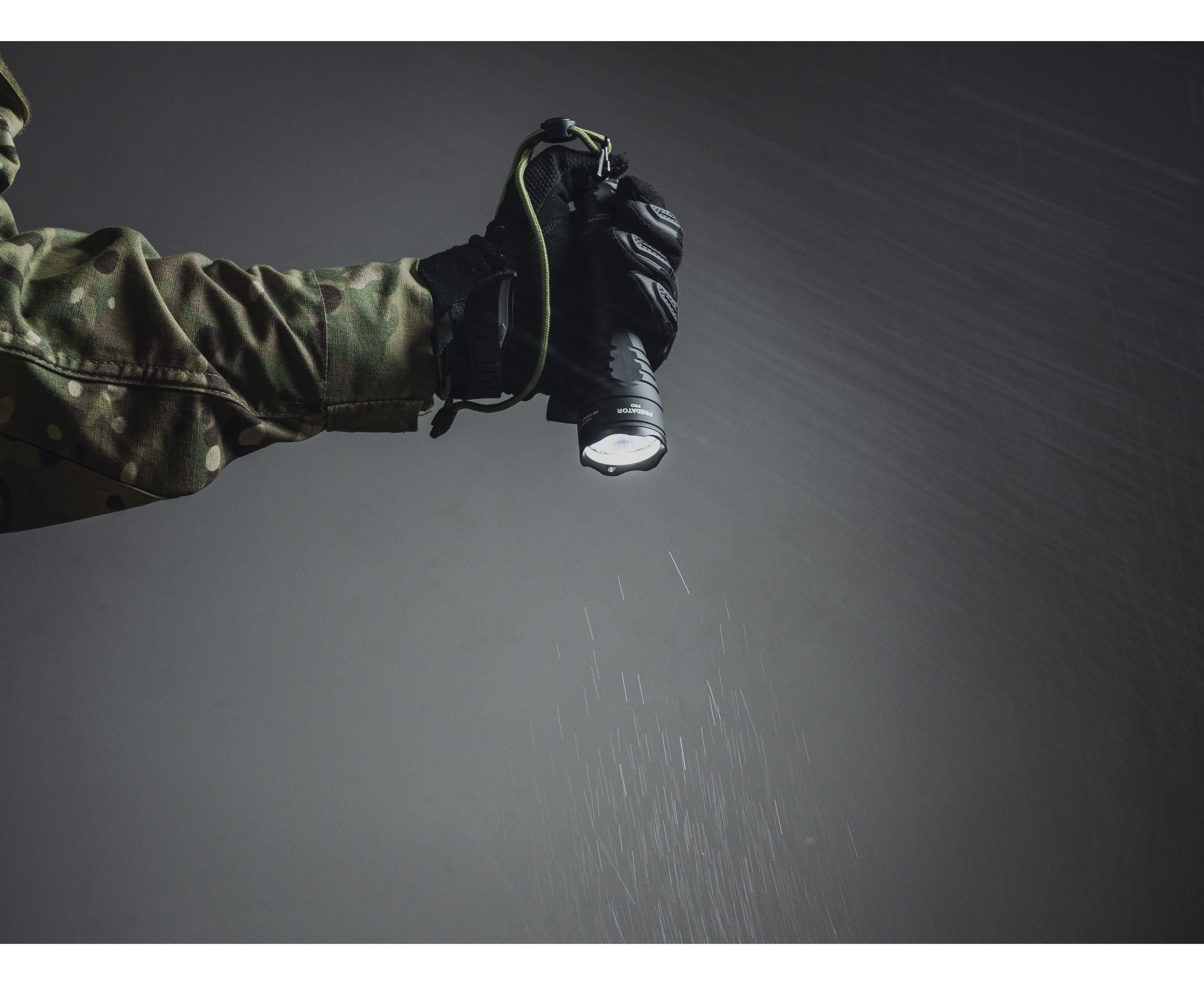 Фонарь тактический Armytek Predator Pro Magnet USB XHP35.2 HI Теплый (Warm), 1400 лм — интернет-магазин «Комбат»
