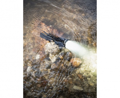 Фонарь тактический Armytek Dobermann Pro Magnet USB / XHP35.2 HI / Теплый/1400 лм / 5°:40° / 1x18650 (в комплекте) — интернет-магазин «Комбат»