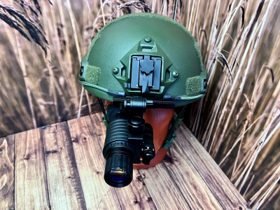 Монокуляр ночного видения  Venox МНВ 2+ (1x25, F/1.2, коэффициент преобразования > 20000 ед., > 63 шт./мм, +  быстросъёмное крепление на каску) — интернет-магазин «Комбат»