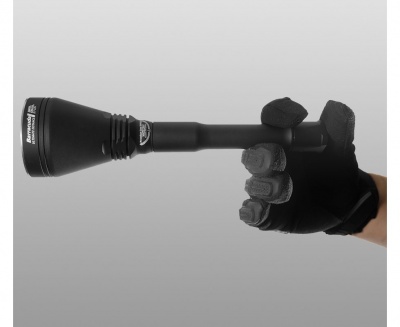 Фонарь Armytek Barracuda Pro v2 (серебряный ободок) XHP35 1850 люмен — интернет-магазин «Комбат»