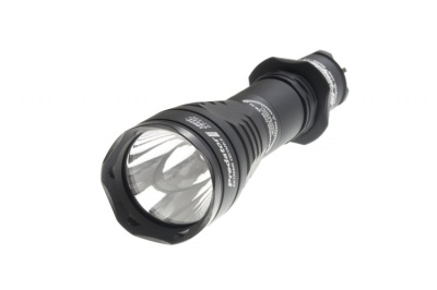 Фонарь Armytek Predator v3 XB-H 660 лмн тёплый свет — интернет-магазин «Комбат»