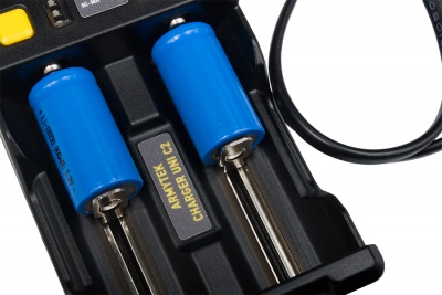 Зарядное устройство Armytek Uni C2 Plug Type-C Универсальное 2 канальное ЗУ / 1А для каждого канала / LED индикация + автоадаптер — интернет-магазин «Комбат»