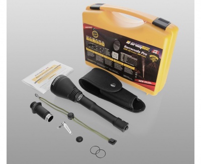 Фонарь Armytek Barracuda Pro v2 (серебряный ободок) XHP35 1850 люмен — интернет-магазин «Комбат»