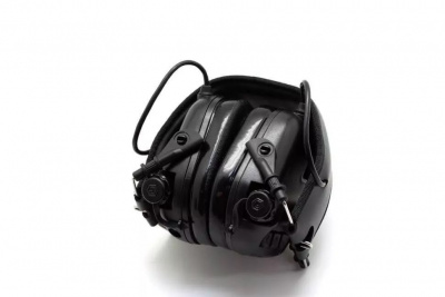 Наушники активные EARMOR ME 4 BK (black) — интернет-магазин «Комбат»