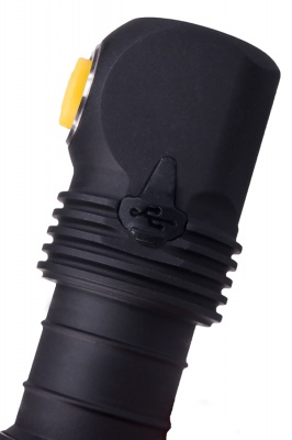 Фонарь Armytek Elf C1 Micro-USB 980лм XP-L (теплый свет) + 18350 Li-Ion — интернет-магазин «Комбат»