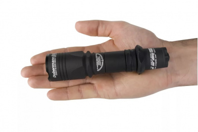 Фонарь тактический Armytek Dobermann Pro XHP35 (холодный свет) 1400 люмен — интернет-магазин «Комбат»
